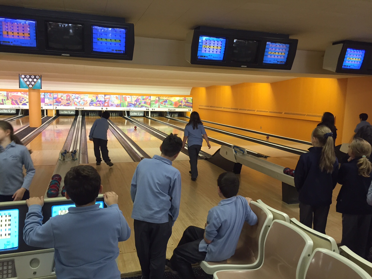 Campus III students go bowling